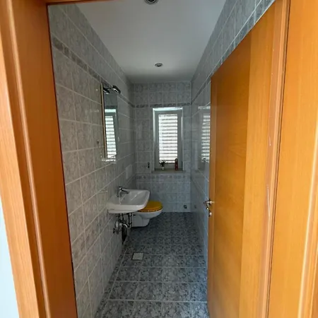 Apartment Leonora